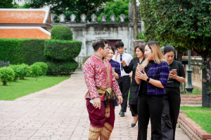 มรภ.เทพสตรี ต้อนรับเอกอัครราชทูตเวเนซุเอลา ในโอกาสเยือนมหาวิทยาลัย และ จ.ลพบุรี พร้อมหารือความร่วมมือทางวิชาการ และมอบเกียรติบัตรทีมออกแบบชุดผ้าไทย