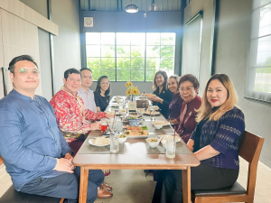 มรภ.เทพสตรี ต้อนรับเอกอัครราชทูตเวเนซุเอลา ในโอกาสเยือนมหาวิทยาลัย และ จ.ลพบุรี พร้อมหารือความร่วมมือทางวิชาการ และมอบเกียรติบัตรทีมออกแบบชุดผ้าไทย