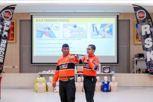 กองพัฒนานักศึกษา สนอ. มรภ.เทพสตรี จัดอบรมปฐมพยาบาลและ CPR เสริมทักษะช่วยชีวิตขั้นพื้นฐานให้นักศึกษา