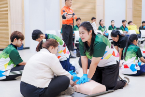 กองพัฒนานักศึกษา สนอ. มรภ.เทพสตรี จัดอบรมปฐมพยาบาลและ CPR เสริมทักษะช่วยชีวิตขั้นพื้นฐานให้นักศึกษา