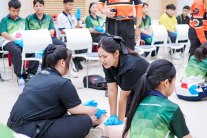 กองพัฒนานักศึกษา สนอ. มรภ.เทพสตรี จัดอบรมปฐมพยาบาลและ CPR เสริมทักษะช่วยชีวิตขั้นพื้นฐานให้นักศึกษา