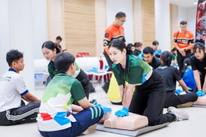 กองพัฒนานักศึกษา สนอ. มรภ.เทพสตรี จัดอบรมปฐมพยาบาลและ CPR เสริมทักษะช่วยชีวิตขั้นพื้นฐานให้นักศึกษา