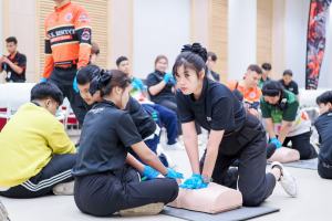 กองพัฒนานักศึกษา สนอ. มรภ.เทพสตรี จัดอบรมปฐมพยาบาลและ CPR เสริมทักษะช่วยชีวิตขั้นพื้นฐานให้นักศึกษา