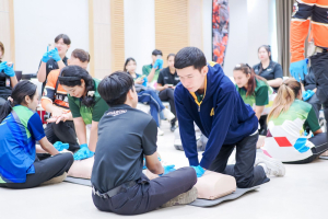 กองพัฒนานักศึกษา สนอ. มรภ.เทพสตรี จัดอบรมปฐมพยาบาลและ CPR เสริมทักษะช่วยชีวิตขั้นพื้นฐานให้นักศึกษา