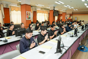 มรภ.เทพสตรี ร่วมกิจกรรม เข้าพรรษา เข้าหาธรรม เสริมสร้างคุณธรรม จริยธรรม ร่วมกับจังหวัดลพบุรี