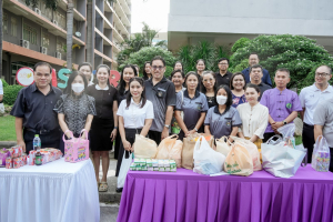 มรภ.เทพสตรี จัดพิธีทำบุญตักบาตร ถวายเป็นพระราชกุศล เนื่องในวันคล้ายวันพระราชสมภพ สมเด็จพระบรมราชชนนีพันปีหลวง และวันแม่แห่งชาติ