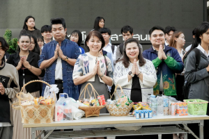 มรภ.เทพสตรี จัดพิธีทำบุญตักบาตร ถวายเป็นพระราชกุศล เนื่องในวันคล้ายวันพระราชสมภพ สมเด็จพระบรมราชชนนีพันปีหลวง และวันแม่แห่งชาติ