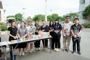 มรภ.เทพสตรี จัดพิธีทำบุญตักบาตร ถวายเป็นพระราชกุศล เนื่องในวันคล้ายวันพระราชสมภพ สมเด็จพระบรมราชชนนีพันปีหลวง และวันแม่แห่งชาติ