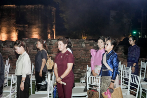 มรภ.เทพสตรี ร่วมเดินแบบแฟชั่นโชว์ชุดผ้าไทย โครงการ ภูษาพัสตราภรณ์เมืองละโว้ เพื่อน้อมรำลึกพระมหากรุณาธิคุณสมเด็จพระบรมราชชนนีพันปีหลวง ณ บ้านวิชาเยนทร์
