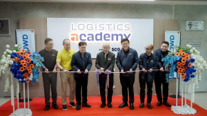 มรภ.เทพสตรี ร่วมต้อนรับ องคมนตรี เยี่ยมชมโครงการโรงเรียนทักษะพิพัฒน์ โครงการโรงเรียนผู้นำชุมชนประโยชน์สุข จ.สระบุรี และเปิดอาคาร Logistics Academy สระบุรี ยกระดับมาตรฐานโลจิสติกส์ไทยสู่สากล