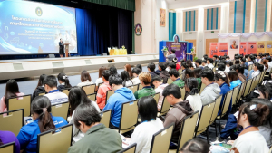 คณะครุศาสตร์ มรภ.เทพสตรี จัดโครงการพัฒนาทักษะการสื่อสารภาษาไทยและภาษาอังกฤษ เสริมความพร้อมนักศึกษาครู