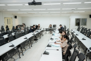 มรภ.เทพสตรี ต้อนรับผู้แทน บ.วิชั่นเน็ต รายงานผลบำรุงรักษาระบบบริการการศึกษา งานทะเบียนและประมวลผล