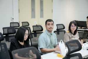 มรภ.เทพสตรี ต้อนรับผู้แทน บ.วิชั่นเน็ต รายงานผลบำรุงรักษาระบบบริการการศึกษา งานทะเบียนและประมวลผล