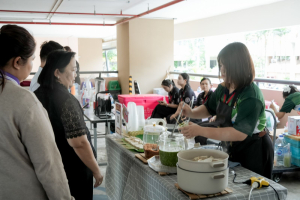 คณะมนุษยศาสตร์ฯ มรภ.เทพสตรี จัดกิจกรรมตลาดนัดใต้ดิน HUSO TRU Market เปิดพื้นที่เรียนรู้นอกห้องเรียน เสริมทักษะผู้ประกอบการและศักยภาพนักศึกษา