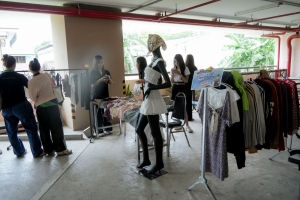 คณะมนุษยศาสตร์ฯ มรภ.เทพสตรี จัดกิจกรรมตลาดนัดใต้ดิน HUSO TRU Market เปิดพื้นที่เรียนรู้นอกห้องเรียน เสริมทักษะผู้ประกอบการและศักยภาพนักศึกษา