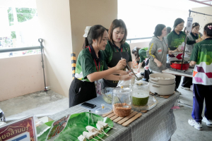 คณะมนุษยศาสตร์ฯ มรภ.เทพสตรี จัดกิจกรรมตลาดนัดใต้ดิน HUSO TRU Market เปิดพื้นที่เรียนรู้นอกห้องเรียน เสริมทักษะผู้ประกอบการและศักยภาพนักศึกษา