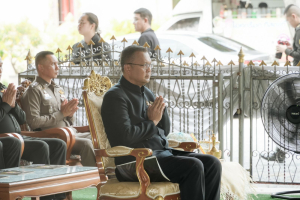 มรภ.เทพสตรี ร่วมพิธีสวดพระพุทธมนต์และเจริญจิตภาวนาอุทิศถวายพระราชกุศลแด่ สมเด็จพระบรมราชชนนีพันปีหลวง และอุทิศถวายพระกุศลแด่ สมเด็จพระเจ้าลูกเธอ เจ้าฟ้าพัชรกิติยาภาฯ