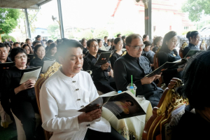 มรภ.เทพสตรี ร่วมพิธีสวดพระพุทธมนต์และเจริญจิตภาวนาอุทิศถวายพระราชกุศลแด่ สมเด็จพระบรมราชชนนีพันปีหลวง และอุทิศถวายพระกุศลแด่ สมเด็จพระเจ้าลูกเธอ เจ้าฟ้าพัชรกิติยาภาฯ