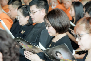มรภ.เทพสตรี ร่วมพิธีสวดพระพุทธมนต์และเจริญจิตภาวนาอุทิศถวายพระราชกุศลแด่ สมเด็จพระบรมราชชนนีพันปีหลวง และอุทิศถวายพระกุศลแด่ สมเด็จพระเจ้าลูกเธอ เจ้าฟ้าพัชรกิติยาภาฯ