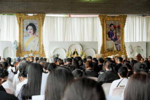มรภ.เทพสตรี ร่วมพิธีสวดพระพุทธมนต์และเจริญจิตภาวนาอุทิศถวายพระราชกุศลแด่ สมเด็จพระบรมราชชนนีพันปีหลวง และอุทิศถวายพระกุศลแด่ สมเด็จพระเจ้าลูกเธอ เจ้าฟ้าพัชรกิติยาภาฯ