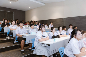 มรภ.เทพสตรี จับมือภาคีเครือข่าย จัดประชันกลอนสด วรรณศิลป์เทพสตรี ครั้งที่ 4 และประชันกลอนสด สมาคมนักกลอนแห่งประเทศไทย ระดับภาคกลาง ประจำปี พ.ศ. 2569