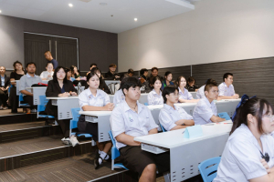 มรภ.เทพสตรี จับมือภาคีเครือข่าย จัดประชันกลอนสด วรรณศิลป์เทพสตรี ครั้งที่ 4 และประชันกลอนสด สมาคมนักกลอนแห่งประเทศไทย ระดับภาคกลาง ประจำปี พ.ศ. 2569