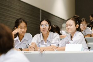 มรภ.เทพสตรี จับมือภาคีเครือข่าย จัดประชันกลอนสด วรรณศิลป์เทพสตรี ครั้งที่ 4 และประชันกลอนสด สมาคมนักกลอนแห่งประเทศไทย ระดับภาคกลาง ประจำปี พ.ศ. 2569