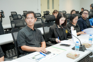 รร.สาธิต มรภ.เทพสตรี จัดประชุมคณะกรรมการ 4 ฝ่าย หารือการเปิดการเรียนการสอนนักเรียนระดับปฐมวัยและประถมศึกษา