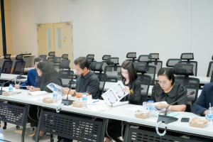 รร.สาธิต มรภ.เทพสตรี จัดประชุมคณะกรรมการ 4 ฝ่าย หารือการเปิดการเรียนการสอนนักเรียนระดับปฐมวัยและประถมศึกษา