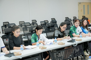 รร.สาธิต มรภ.เทพสตรี จัดประชุมคณะกรรมการ 4 ฝ่าย หารือการเปิดการเรียนการสอนนักเรียนระดับปฐมวัยและประถมศึกษา