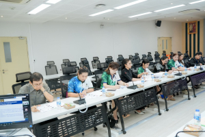 รร.สาธิต มรภ.เทพสตรี จัดประชุมคณะกรรมการ 4 ฝ่าย หารือการเปิดการเรียนการสอนนักเรียนระดับปฐมวัยและประถมศึกษา