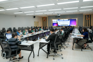 รร.สาธิต มรภ.เทพสตรี จัดประชุมคณะกรรมการ 4 ฝ่าย หารือการเปิดการเรียนการสอนนักเรียนระดับปฐมวัยและประถมศึกษา