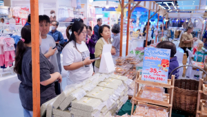คณะวิทยาการจัดการ มรภ.เทพสตรี หนุนเศรษฐกิจฐานราก เปิดโครงการพัฒนาช่องทางการตลาด ณ โรบินสันไลฟ์สไตล์ ลพบุรี เพิ่มโอกาส สร้างรายได้สู่ชุมชน