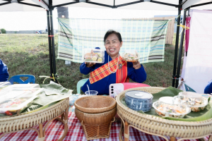 มรภ.เทพสตรี ร่วมกับ เทศบาลตำบลป่าตาล เปิดตัว ตลาดฮิมน้ำลาวเวียงบ้านป่าตาล แลนด์มาร์กวัฒนธรรมแห่งใหม่ ขับเคลื่อนเศรษฐกิจฐานราก