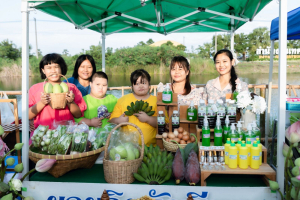 มรภ.เทพสตรี ร่วมกับ เทศบาลตำบลป่าตาล เปิดตัว ตลาดฮิมน้ำลาวเวียงบ้านป่าตาล แลนด์มาร์กวัฒนธรรมแห่งใหม่ ขับเคลื่อนเศรษฐกิจฐานราก