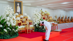มรภ.เทพสตรี ร่วมพิธีทำบุญตักบาตรและพิธีบำเพ็ญกุศลทักษิณานุประทาน อุทิศถวายเป็นพระกุศลแด่ สมเด็จพระเจ้าลูกเธอ เจ้าฟ้าพัชรกิติยาภาฯ ในวาระครบ 100 วัน (สตมวาร)