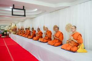 มรภ.เทพสตรี ร่วมพิธีทำบุญตักบาตรและพิธีบำเพ็ญกุศลทักษิณานุประทาน อุทิศถวายเป็นพระกุศลแด่ สมเด็จพระเจ้าลูกเธอ เจ้าฟ้าพัชรกิติยาภาฯ ในวาระครบ 100 วัน (สตมวาร)