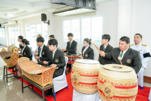 มรภ.เทพสตรี ร่วมพิธีทำบุญตักบาตรและพิธีบำเพ็ญกุศลทักษิณานุประทาน อุทิศถวายเป็นพระกุศลแด่ สมเด็จพระเจ้าลูกเธอ เจ้าฟ้าพัชรกิติยาภาฯ ในวาระครบ 100 วัน (สตมวาร)