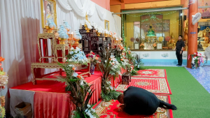 มรภ.เทพสตรี ร่วมพิธีสวดพระพุทธมนต์และเจริญจิตภาวนาอุทิศถวายพระราชกุศลแด่ สมเด็จพระบรมราชชนนีพันปีหลวง และอุทิศถวายพระกุศลแด่ สมเด็จพระเจ้าลูกเธอ เจ้าฟ้าพัชรกิติยาภาฯ