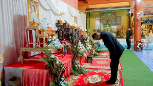 มรภ.เทพสตรี ร่วมพิธีสวดพระพุทธมนต์และเจริญจิตภาวนาอุทิศถวายพระราชกุศลแด่ สมเด็จพระบรมราชชนนีพันปีหลวง และอุทิศถวายพระกุศลแด่ สมเด็จพระเจ้าลูกเธอ เจ้าฟ้าพัชรกิติยาภาฯ