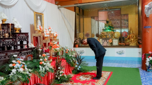 มรภ.เทพสตรี ร่วมพิธีสวดพระพุทธมนต์และเจริญจิตภาวนาอุทิศถวายพระราชกุศลแด่ สมเด็จพระบรมราชชนนีพันปีหลวง และอุทิศถวายพระกุศลแด่ สมเด็จพระเจ้าลูกเธอ เจ้าฟ้าพัชรกิติยาภาฯ