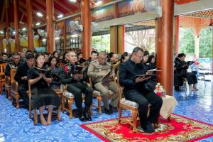 มรภ.เทพสตรี ร่วมพิธีสวดพระพุทธมนต์และเจริญจิตภาวนาอุทิศถวายพระราชกุศลแด่ สมเด็จพระบรมราชชนนีพันปีหลวง และอุทิศถวายพระกุศลแด่ สมเด็จพระเจ้าลูกเธอ เจ้าฟ้าพัชรกิติยาภาฯ