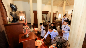 มรภ.เทพสตรี ร่วมพิธีวันคล้ายวันสวรรคตพระบาทสมเด็จพระจอมเกล้าเจ้าอยู่หัว