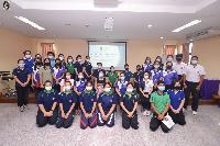 การอบรมส่งเสริมทักษะการเตรียมสถานที่สำหรับอบรมสัมมนาและการผูกผ้าสำหรับตกแต่งนิทรรศการ