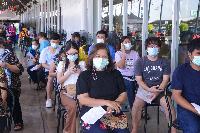 อธิการบดีให้กำลังใจบุคลากร มรภ.เทพสตรี รับการฉีดวัคซีนโรคโควิด-19 กว่า 100 คน พร้อมขอบคุณบุคลากรทางการแพทย์ 