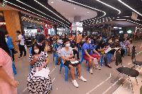 อธิการบดีให้กำลังใจบุคลากร มรภ.เทพสตรี รับการฉีดวัคซีนโรคโควิด-19 กว่า 100 คน พร้อมขอบคุณบุคลากรทางการแพทย์ 