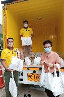 มรท.รับมอบถุงปันสุขและชุด PPE