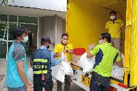 มรท.รับมอบถุงปันสุขและชุด PPE
