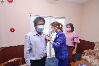 งานด้วยรักและผูกพัน 64