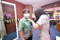 งานด้วยรักและผูกพัน 64